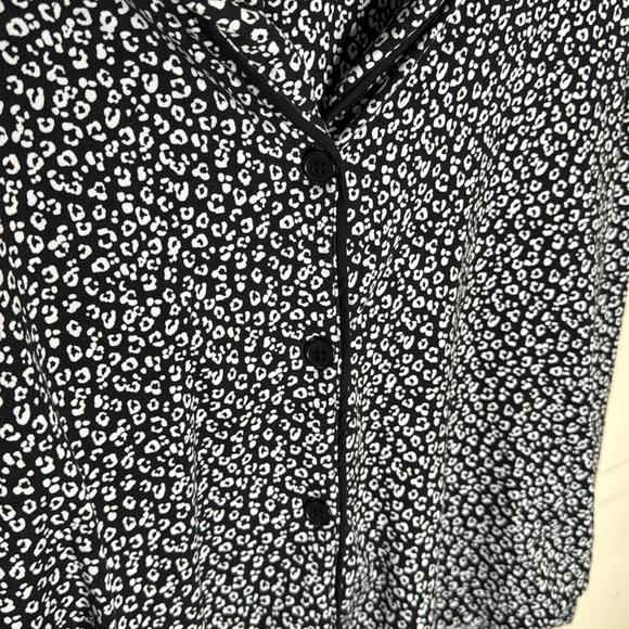 Room Service Leopard Black and White Cotton Blend Pajama Set XL - Picture 3 of 12